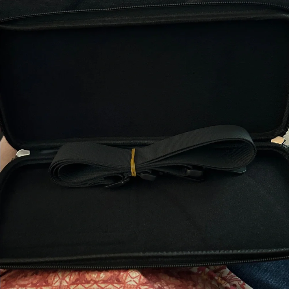 UZBL 13-14 inch Laptop case